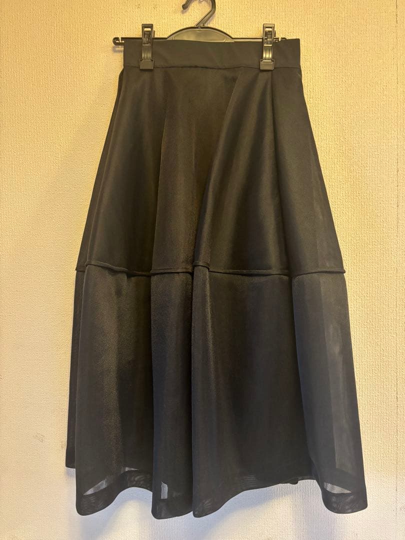 新品lig. シアーボリュームスカート リグドット 黒　Ｍ
