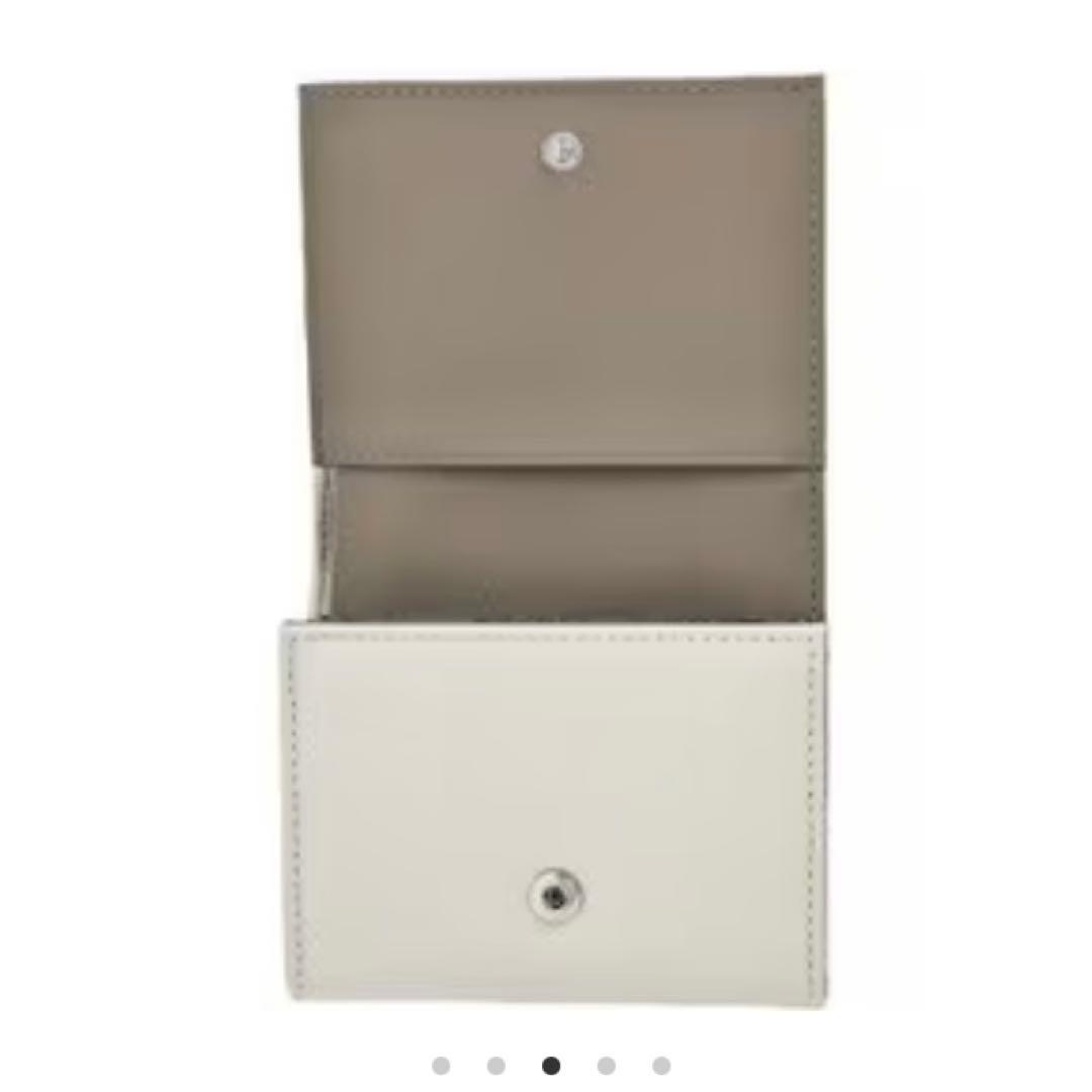 る*ん様 【期間限定セール中☆】Vivienne Westwood 2つ折り財布
