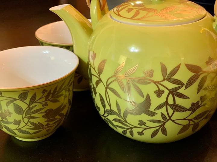 たち吉 美濃焼 『萌葱金彩』　茶器セット　急須１個・お茶呑茶碗５個