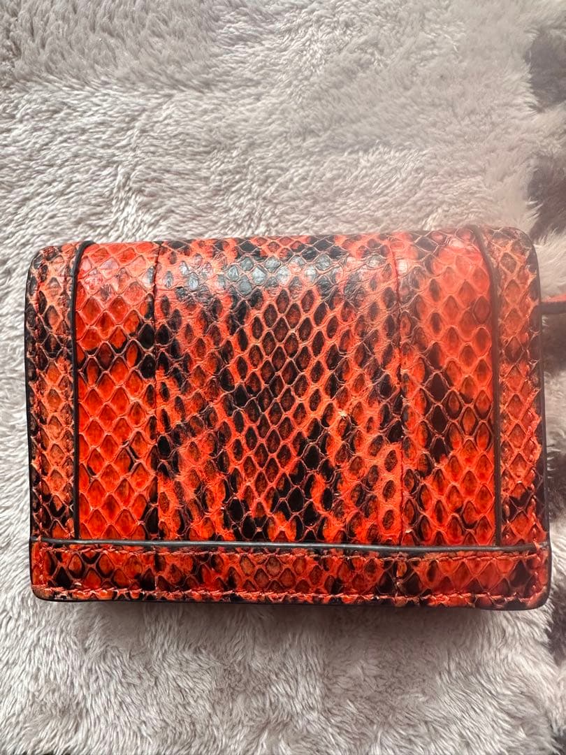 GUCCI ヘビ革 二つ折り財布 オレンジ　パイソン