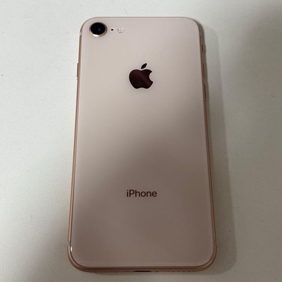 iPhone8 ゴールド 本体