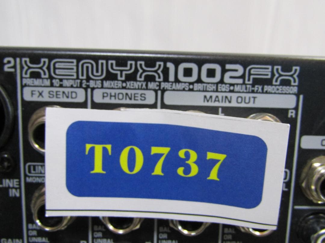 T0737 BEHRINGER ベリンガー XENYX 1002FX