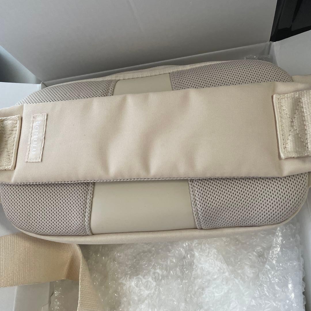 ポムル　ヒップシート ショルダーバッグ 2WAY