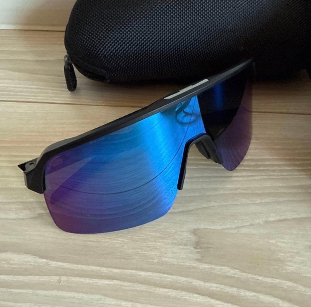 Oakley Sutro Lite サングラス ブルーグラデーション