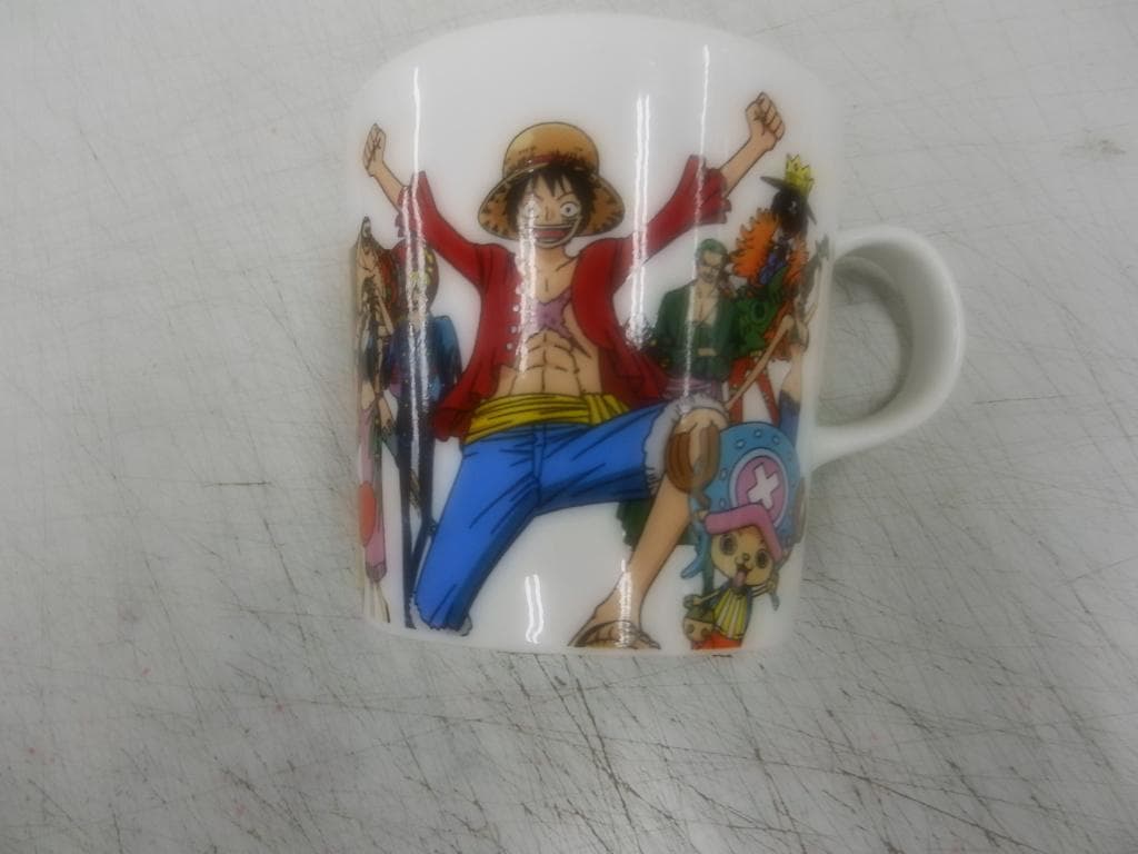 【ONE PIECE/ワンピース】＜コミック77冊＋シール＋袋+カップetc＞