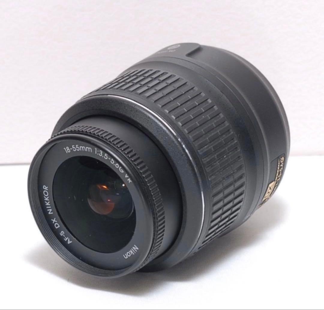 Nikon D5200 デジタル一眼 レフカメラ とハンディブック付き
