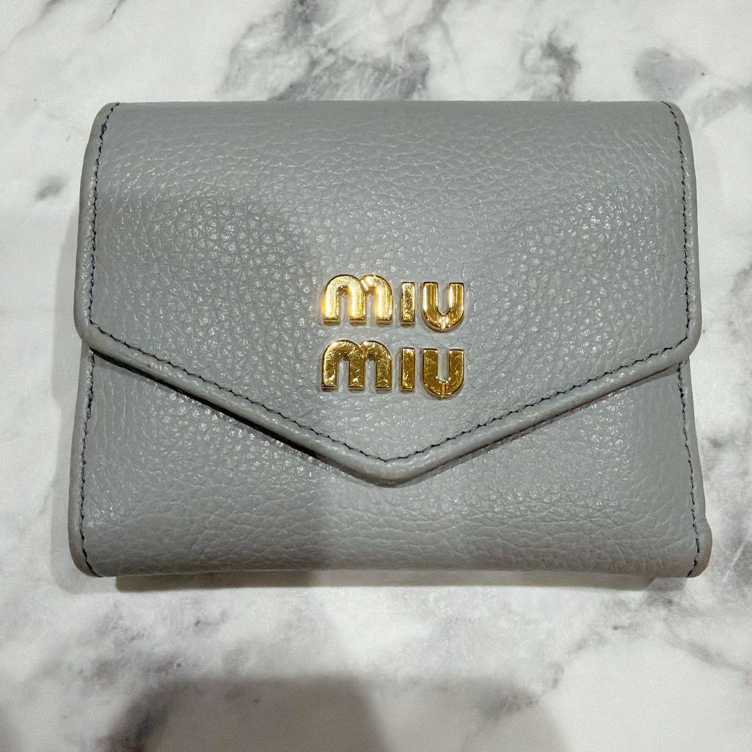Miu Miu ブルー系 三つ折り財布　ミニ財布　カードケース　ケース