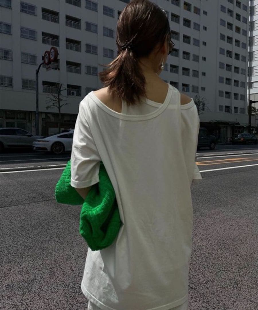 アメリヴィンテージ　ホワイトMEDI CAVE HALF PIECE TANK