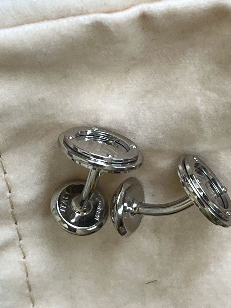 ＊LOUIS VUITTON メタル カフリンクス LVサークル カフス ＊