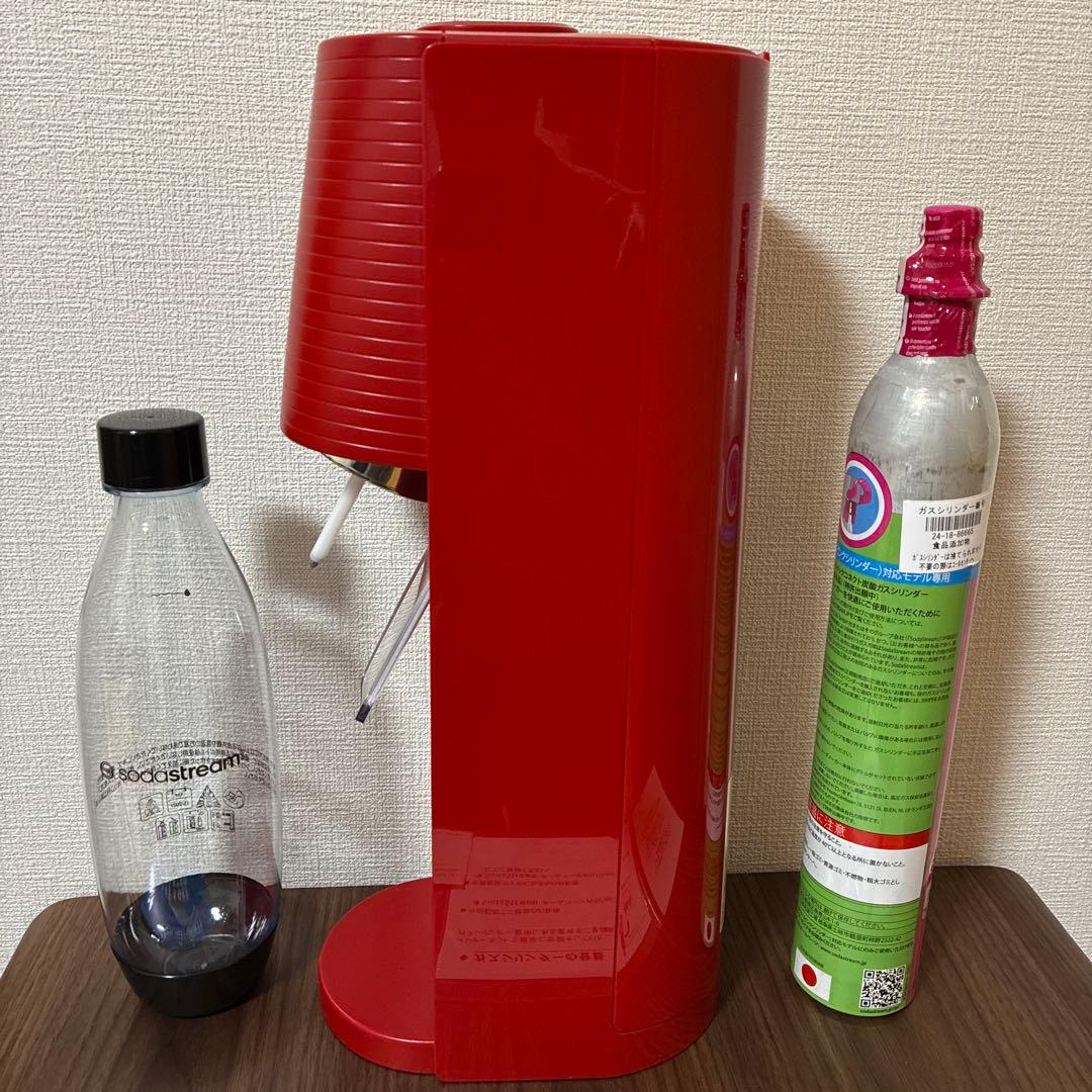 【新品】ソーダストリーム 炭酸水メーカー レッド　SSM1102 テラ