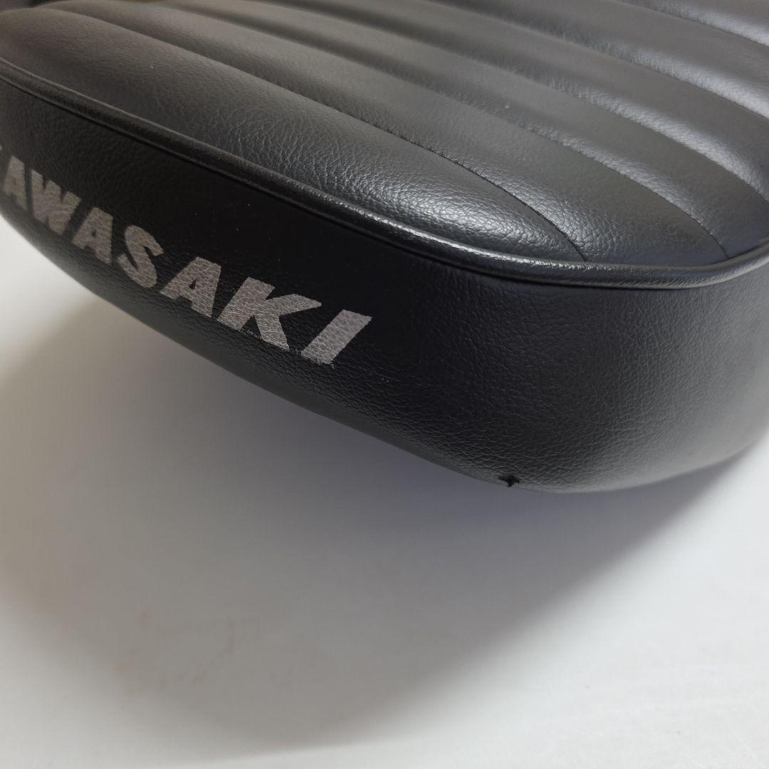 KAWASAKI ゼファ―400　バイクシート 黒 ストライプデザイン