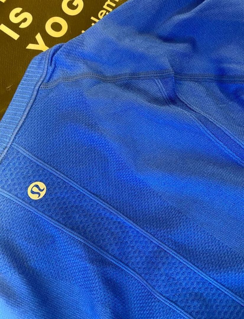 ルルレモン長袖 ヒップ丈 Swiftly Tech サイズ10青