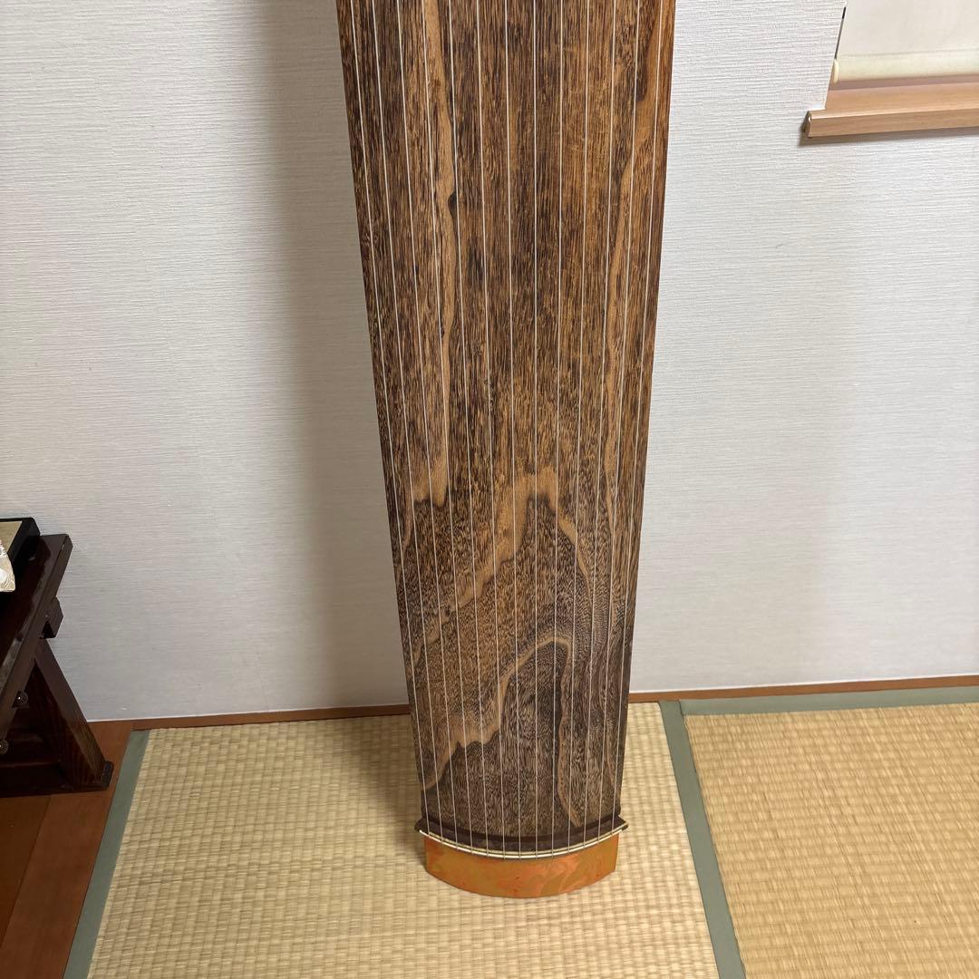 美品　生田流　筝 13弦オレンジ飾り　琴柱付き　鶴の絵　ヴィンテージ引き取りのみ