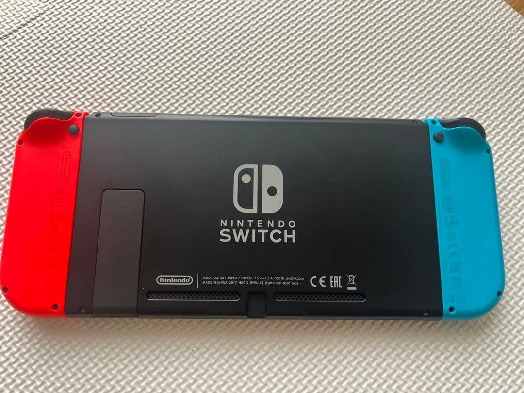 Nintendo Switch 本体 青 赤　ニンテンドースイッチ　任天堂