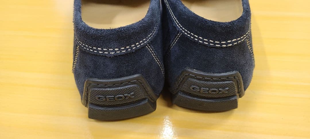 GEOX(ジェオックス) スエードスリッポン、ドライビングシューズ　未使用品