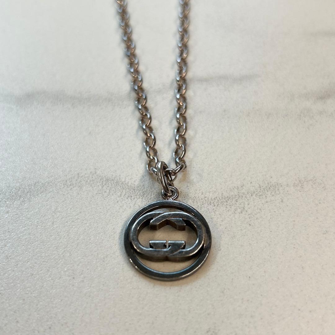 Gucci ロゴペンダント インターロッキングG ネックレス　シルバー