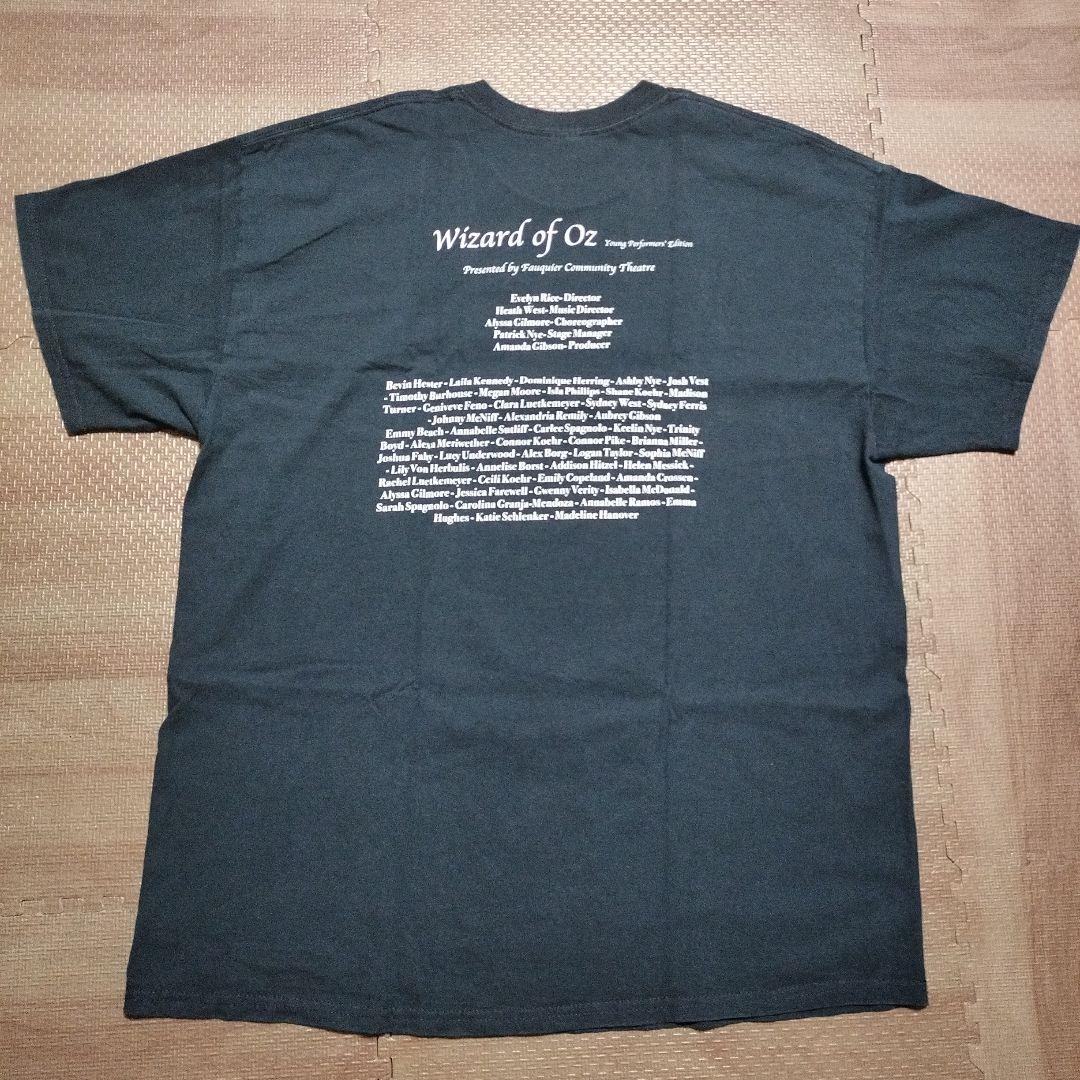 古着　オズの魔法使い　と　フルーツオブザルーム　のTシャツ