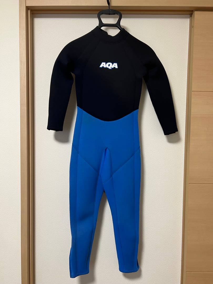 mont-bell レインウェア140センチ　AQAウェットスーツセット売り