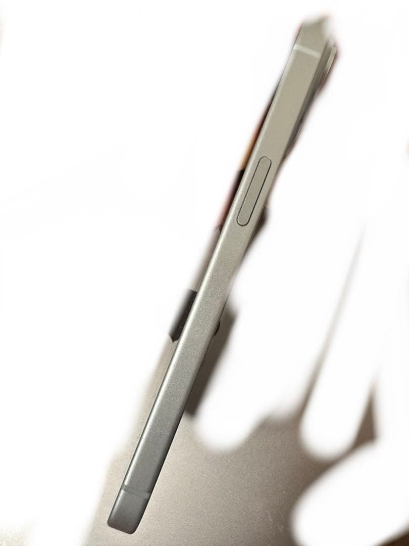 Apple iPhone 15ブルー画面ひびあり
