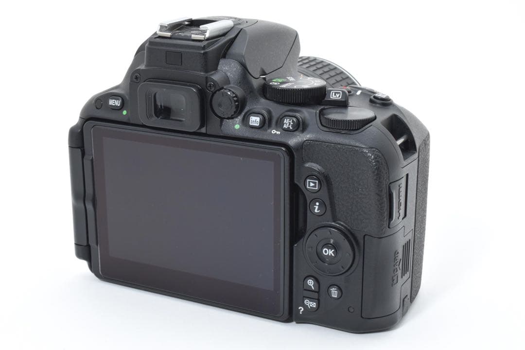 ✨Nikon D5500✨レンズキット カメラバック付 手ぶれ補正 動作良好