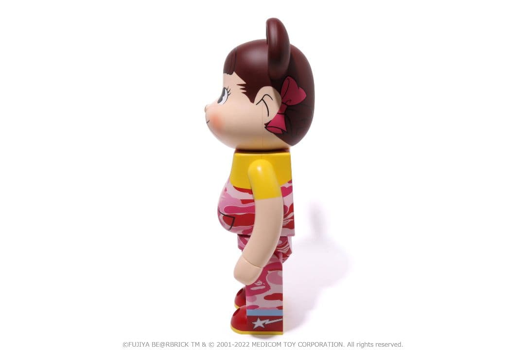 ベアブリック　BE＠RBRICK　BAPE® × ペコちゃん1000%