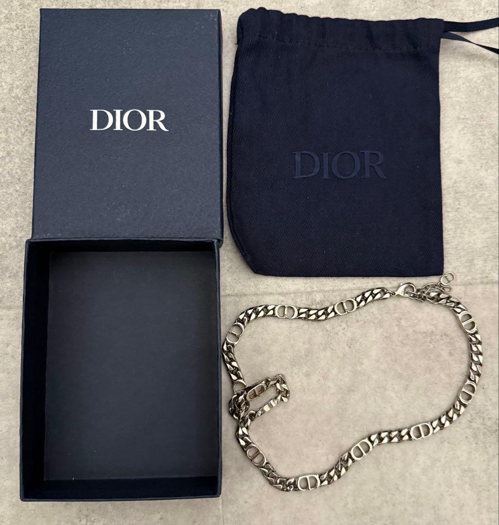 Christian Dior ネックレス　CDアイコンicon　チェーンシルバー