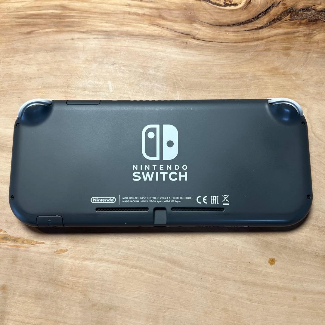 ニンテンドースイッチ　ライト　Nintendo Switch Lite