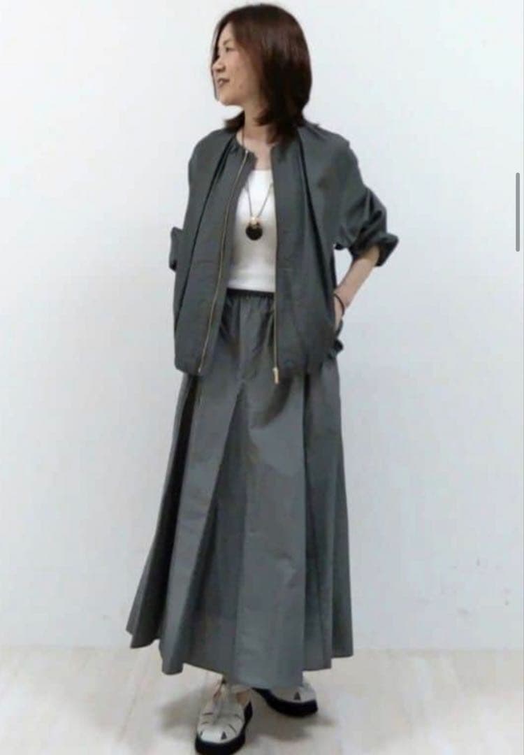 完売　2024年　23区 ナイロンコットンタフタ フレアスカート ¥19,910