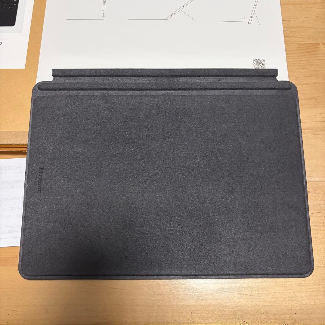 ②純正中古美品 Microsoft Surface Go タイプカバー 1840
