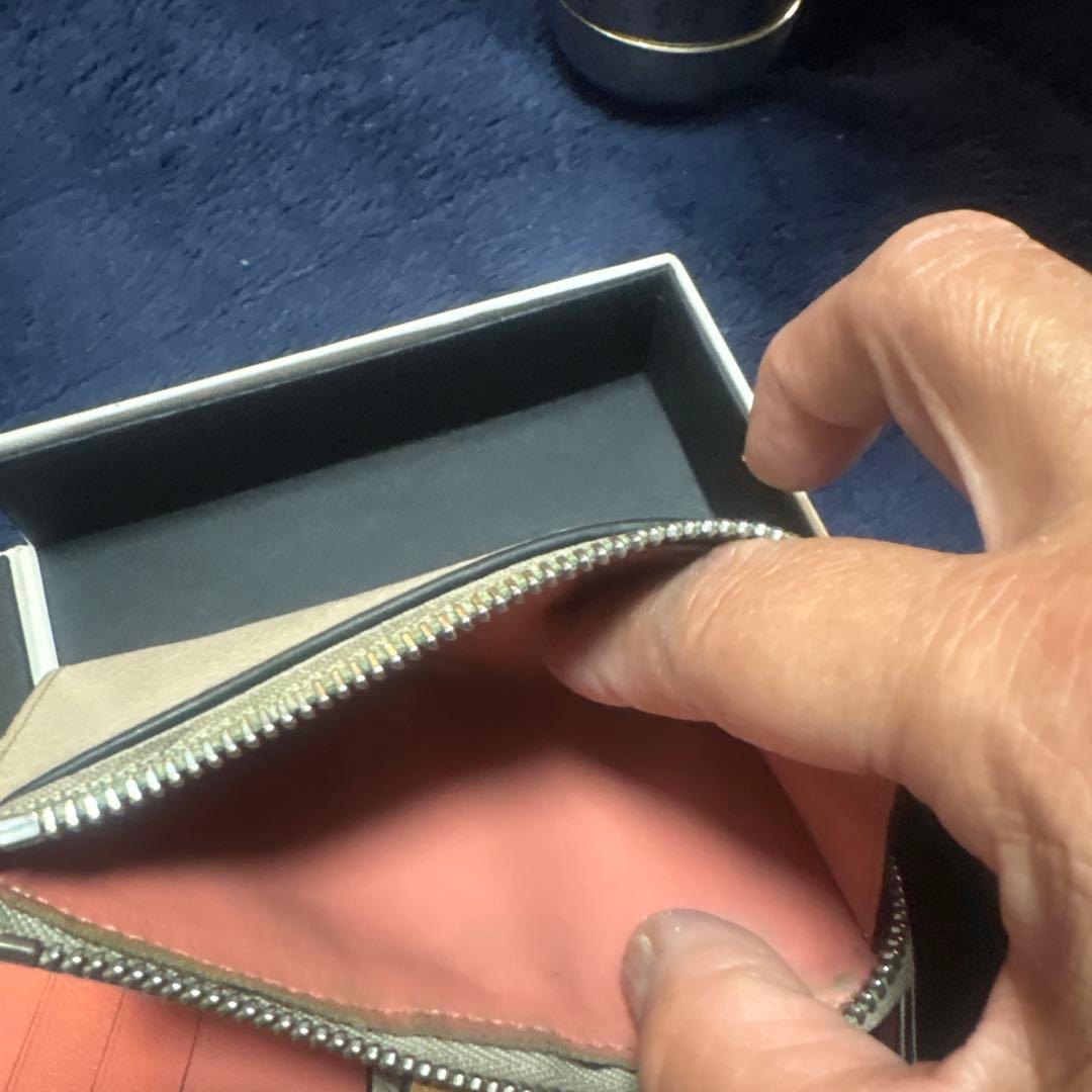LOEWE 二つ折り財布 ホワイト