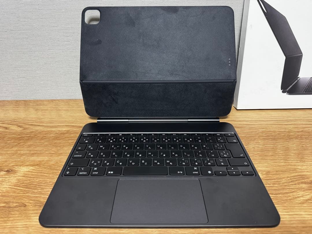 アップル純正品 iPad Pro m4 13インチMagic Keyboard