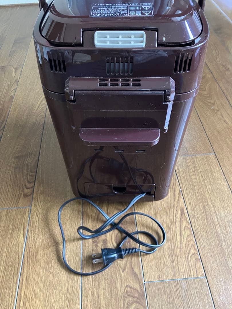 パナソニック　ホームベーカリー　SD-BMT1001　2016