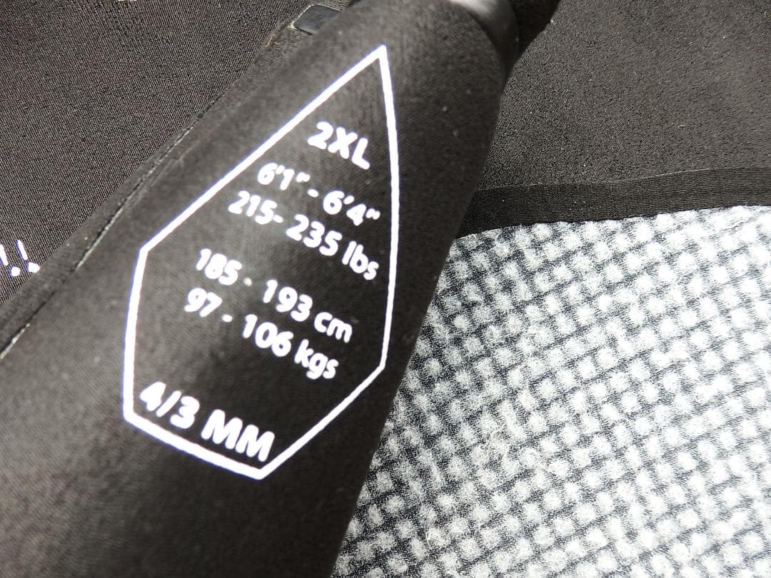 XXL！◆VOLCOM ウェットスーツ&オニールXLBサイズ◆