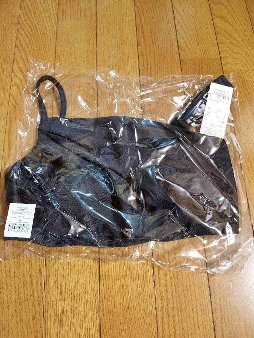 新品未開封SUKALA シャインストレッチアシンメトリーブラック タンクトップM