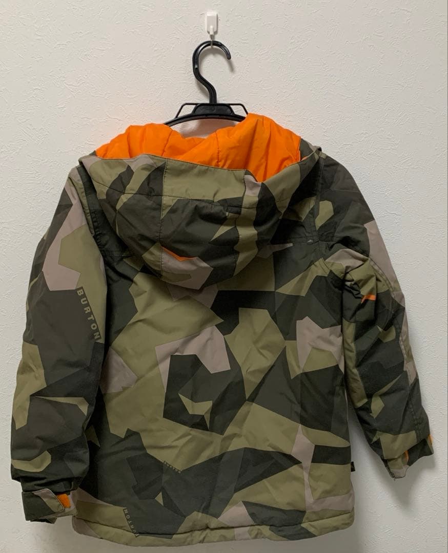 BURTON 迷彩柄　スノーボードウェア　キッズ用　ジュニア用　Sサイズ