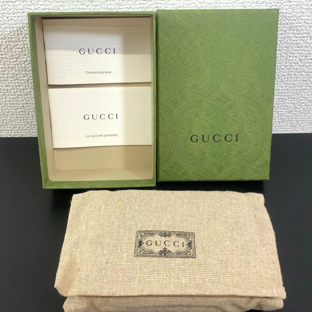 【新品未使用】GUCCI フローラルエンブロイダリー 二つ折り 財布