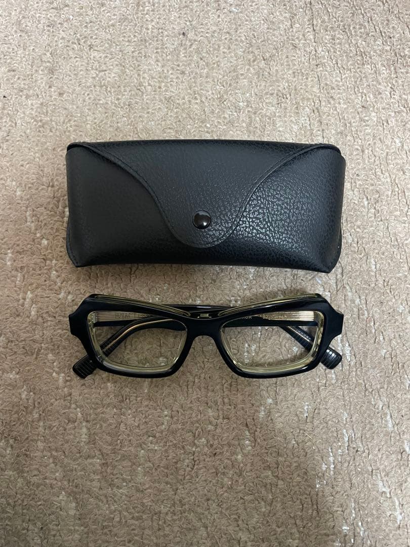 EVILACT eyewear サングラス　調光レンズ