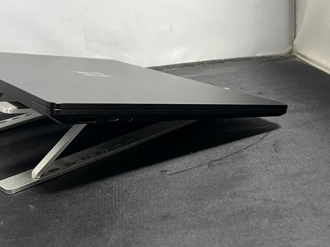 Microsoft Surface Laptop 4 /i7 11世代