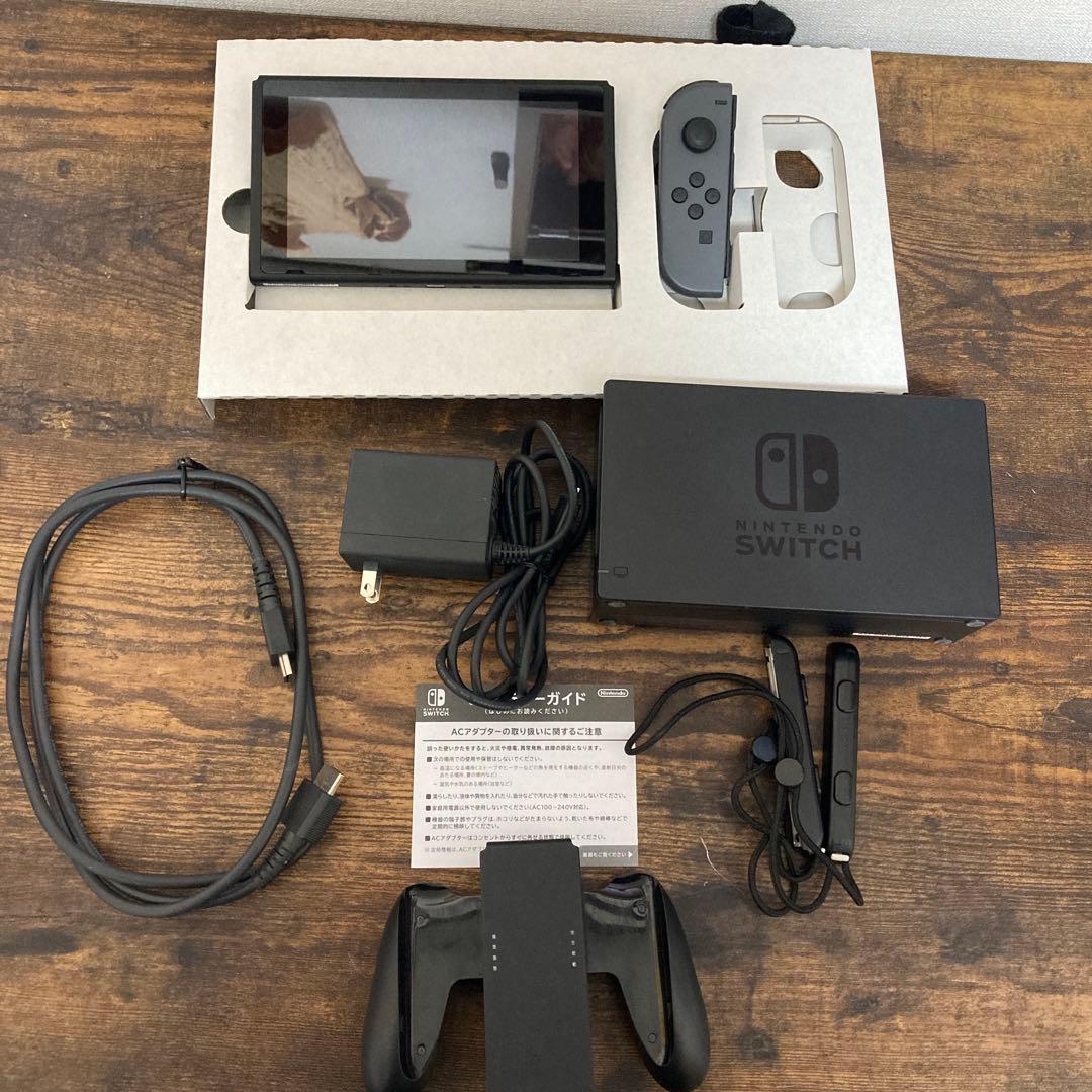 Switch Nintendo Switch R 右Joy-Conはありません。