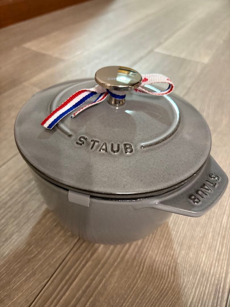 新品未使用！　STAUB ストウブ ラ・ココット de GOHAN 鍋16cm