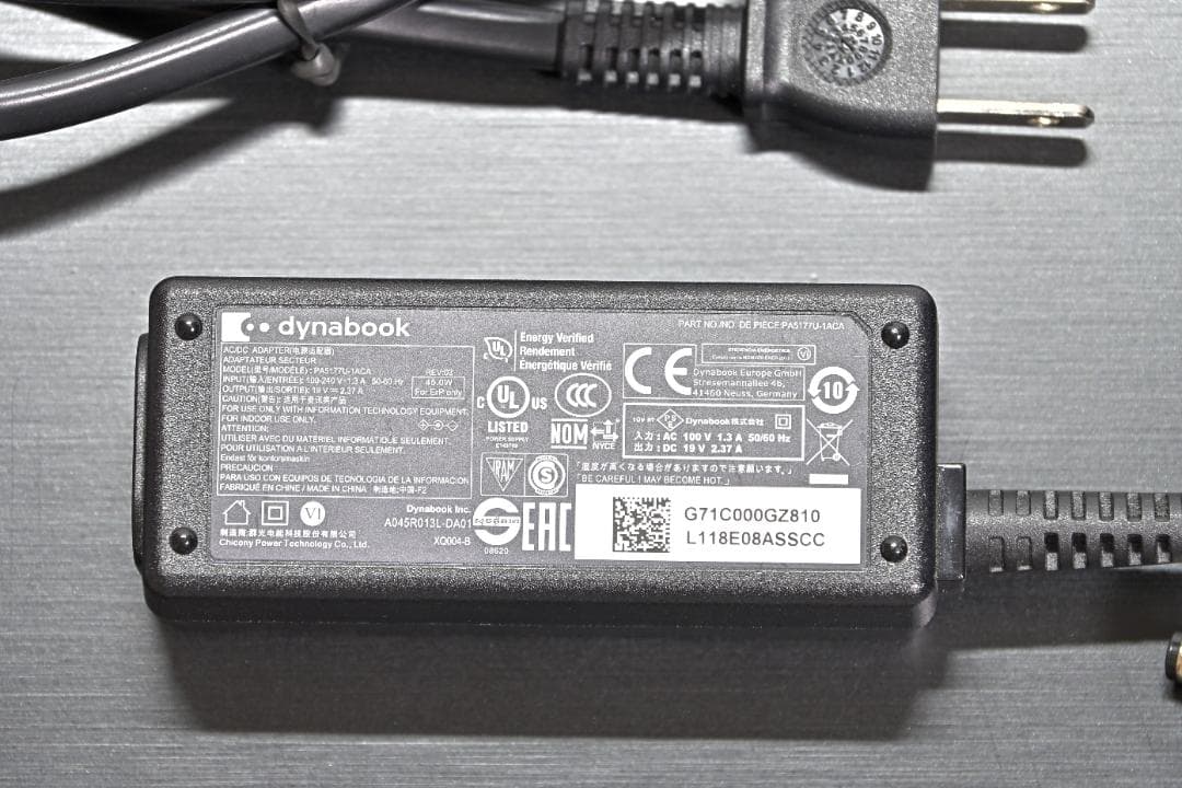 SSD快適動作‼️内部清掃済✨サポート可能✨ 東芝 dynabook R73/B