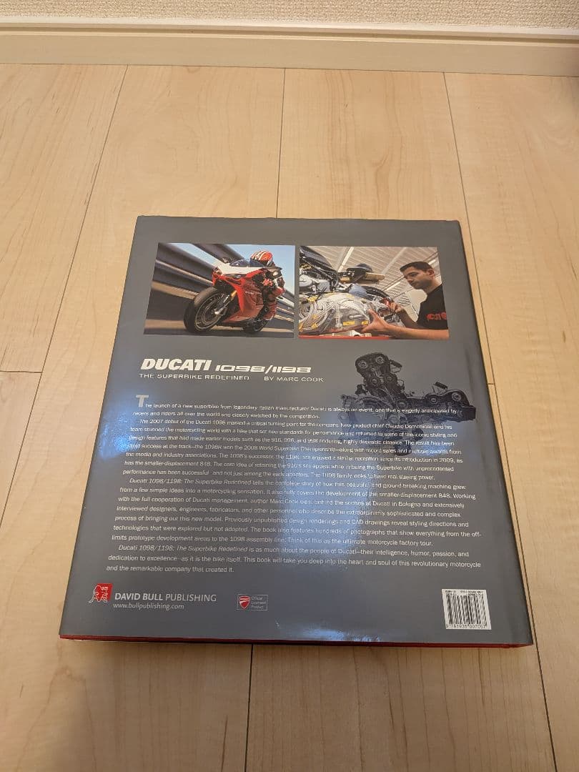 洋書 Ducati 1098/1198:The Superbike Redefined