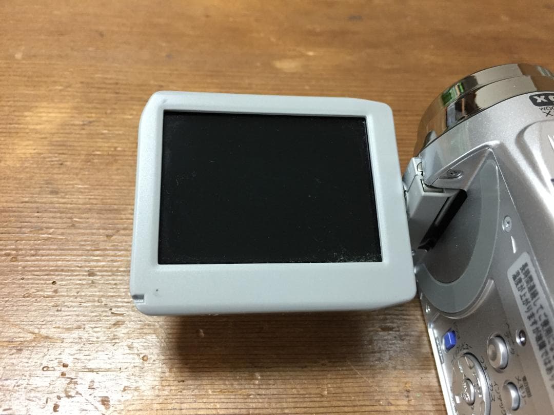 撮影再生ダビングOK　VICTOR　GR-DF590　付属品有　液晶綺麗
