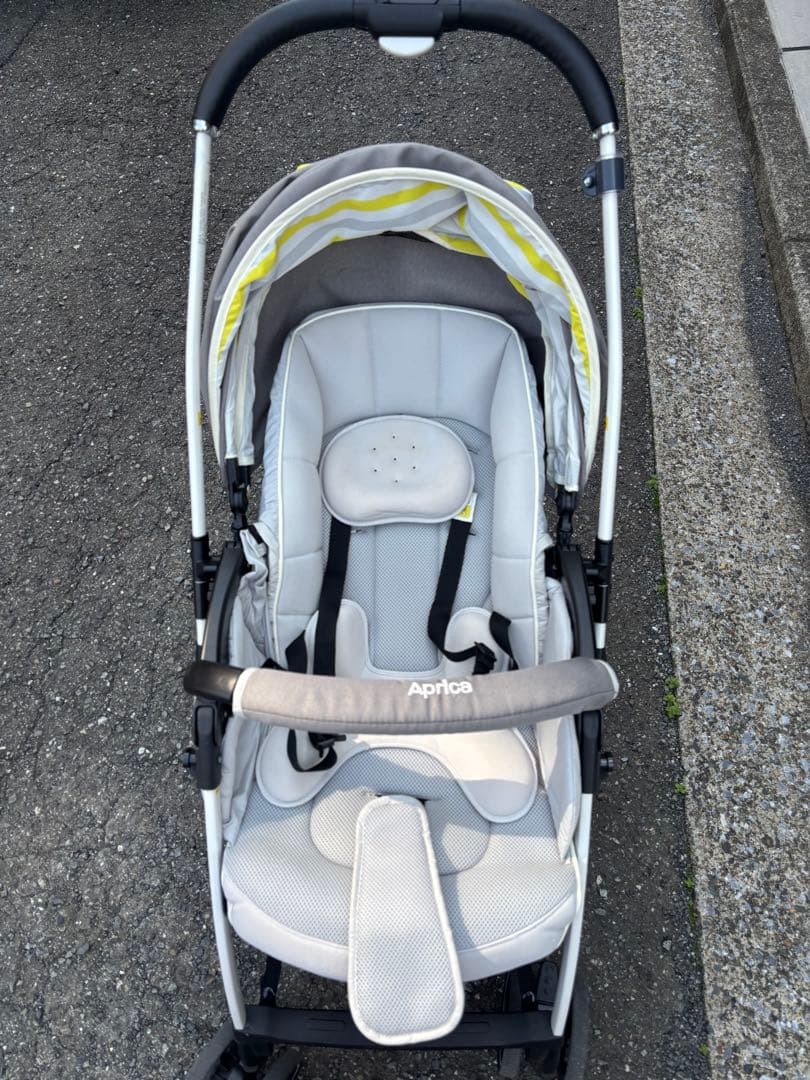 ベビーカーラクーナ ソファークッションアップリカAprica a型