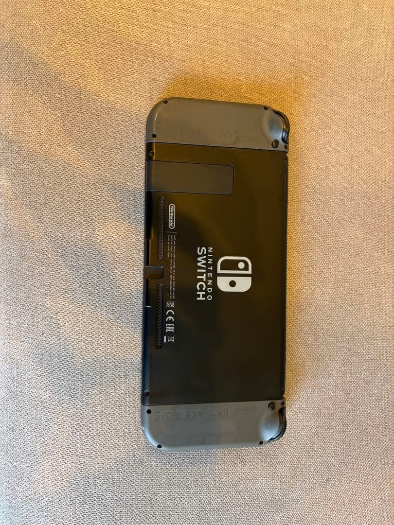中古　ニンテンドースイッチ　ソフト3本付き