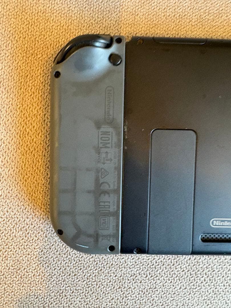 中古　ニンテンドースイッチ　ソフト3本付き