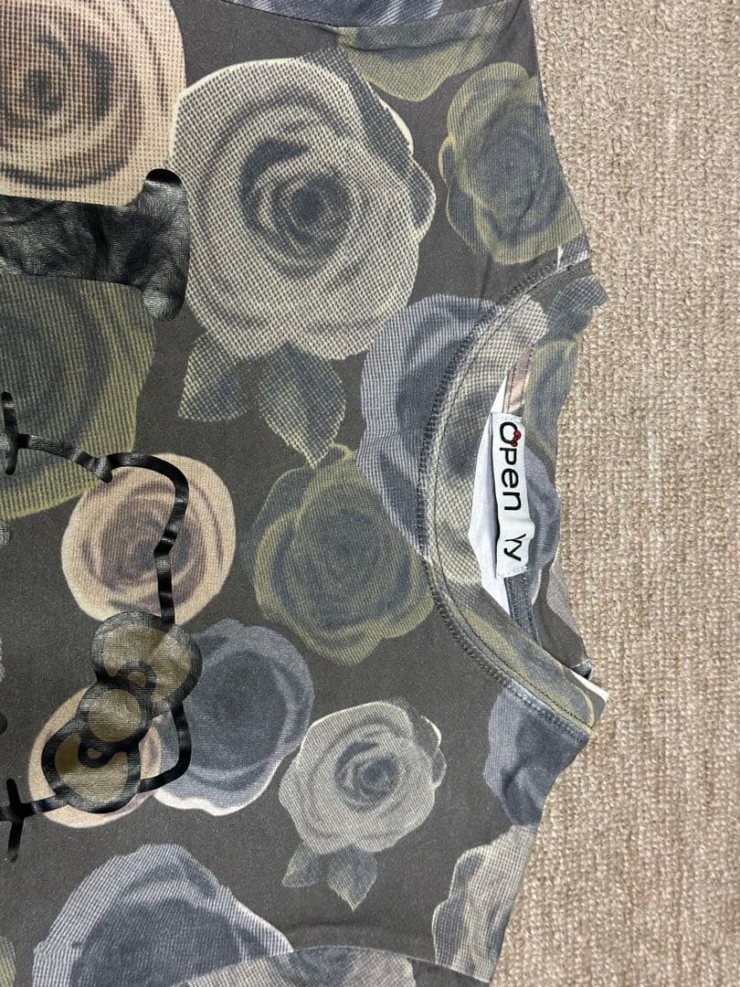 open yy キティTシャツ