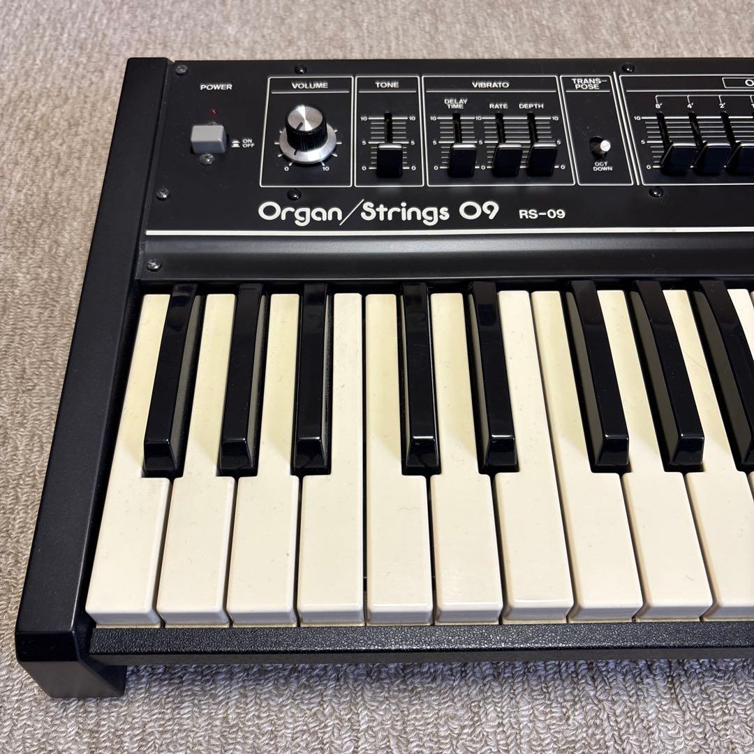 Roland RS-09 Organ / Strings 前期型