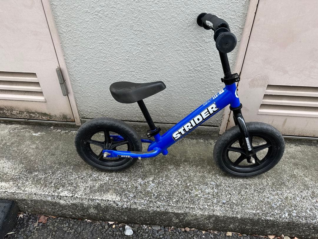 最終値下げストライダー　ブルー　日本正規品