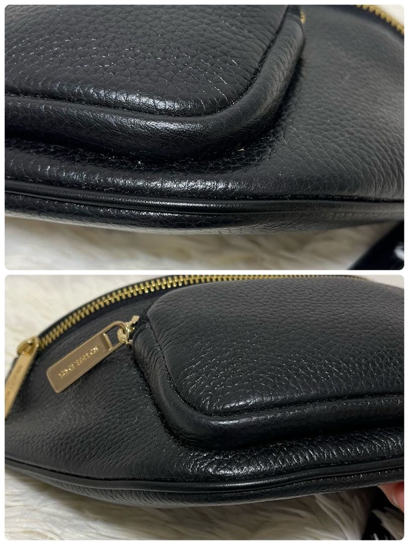 MICHAEL KORS ブラック レザー ボディバッグ ファニーパック